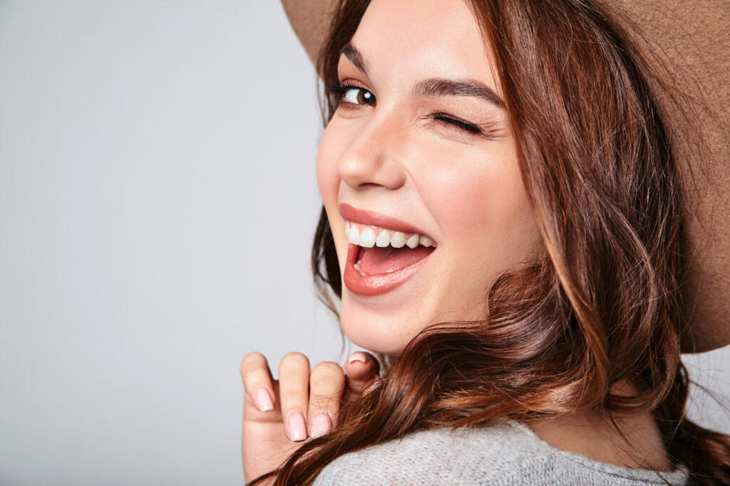 Odontologia Estética no Brooklin: Quais os Tratamentos Ideais para Renovar seu Sorriso?